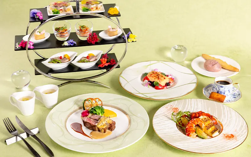 <2026年3月1日～5月31日>華やかなオードブルと黒毛和牛、カナダ産オマール海老・真鯛など シェフおすすめコース